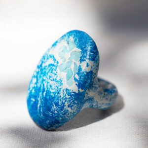 Sculpted Blue Ring with Glass Chips. Size 7.