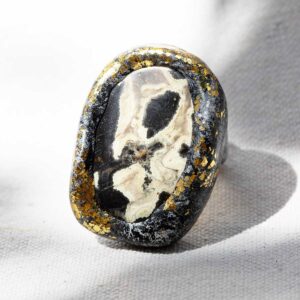 Sculpted Gold and Gemstone Ring. Size 9.